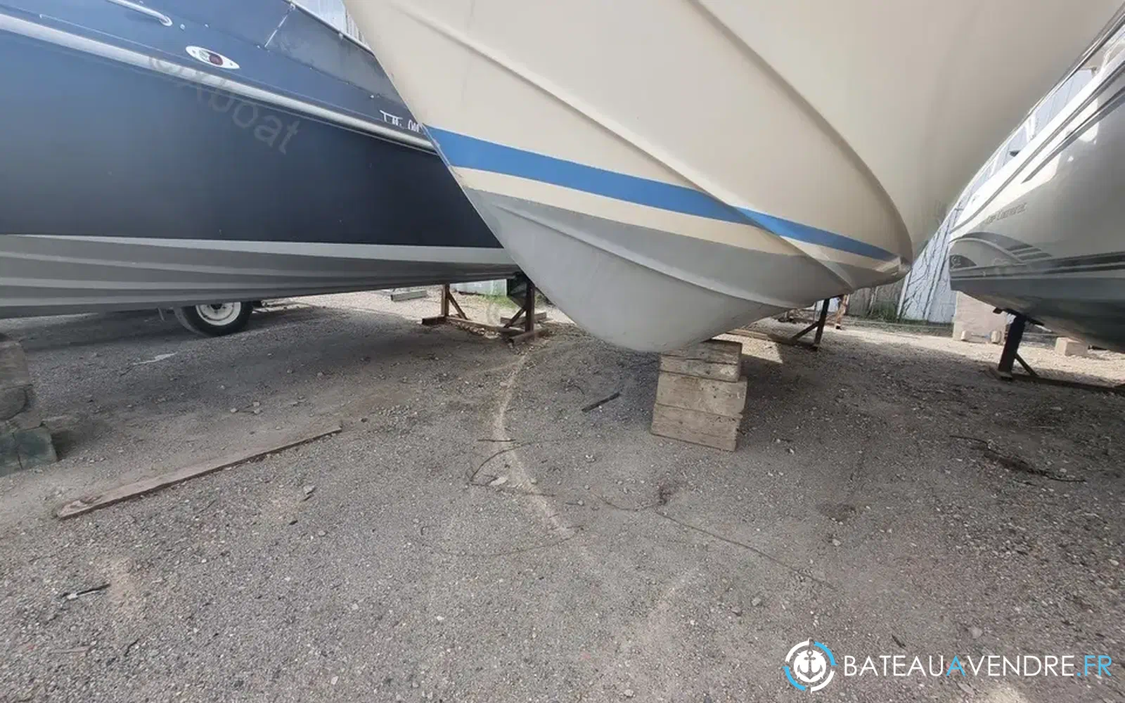 slider 11 Chris Craft Lancer 23