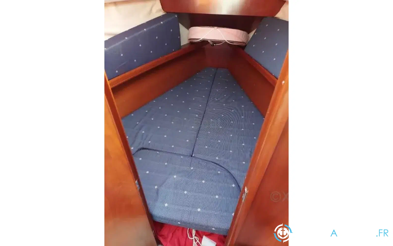 slider 7 Beneteau OCEANIS 323