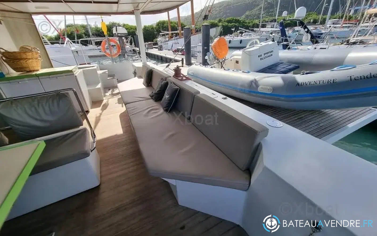 slider 8 Squalt Marine International CK64