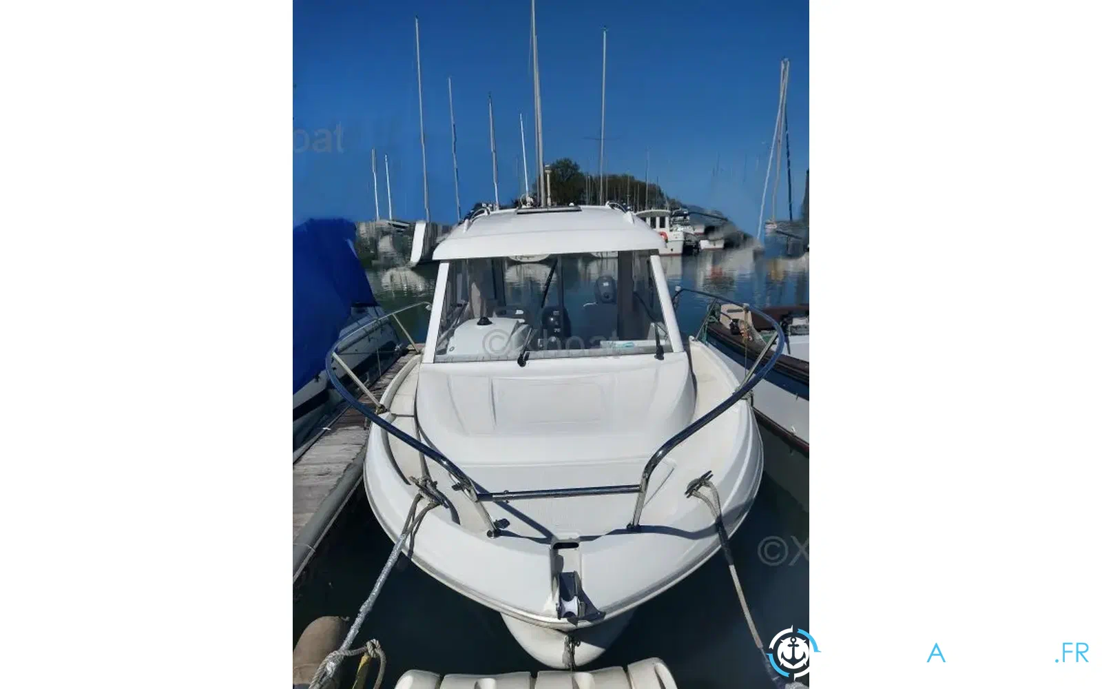 slider 1 Beneteau Antares 560