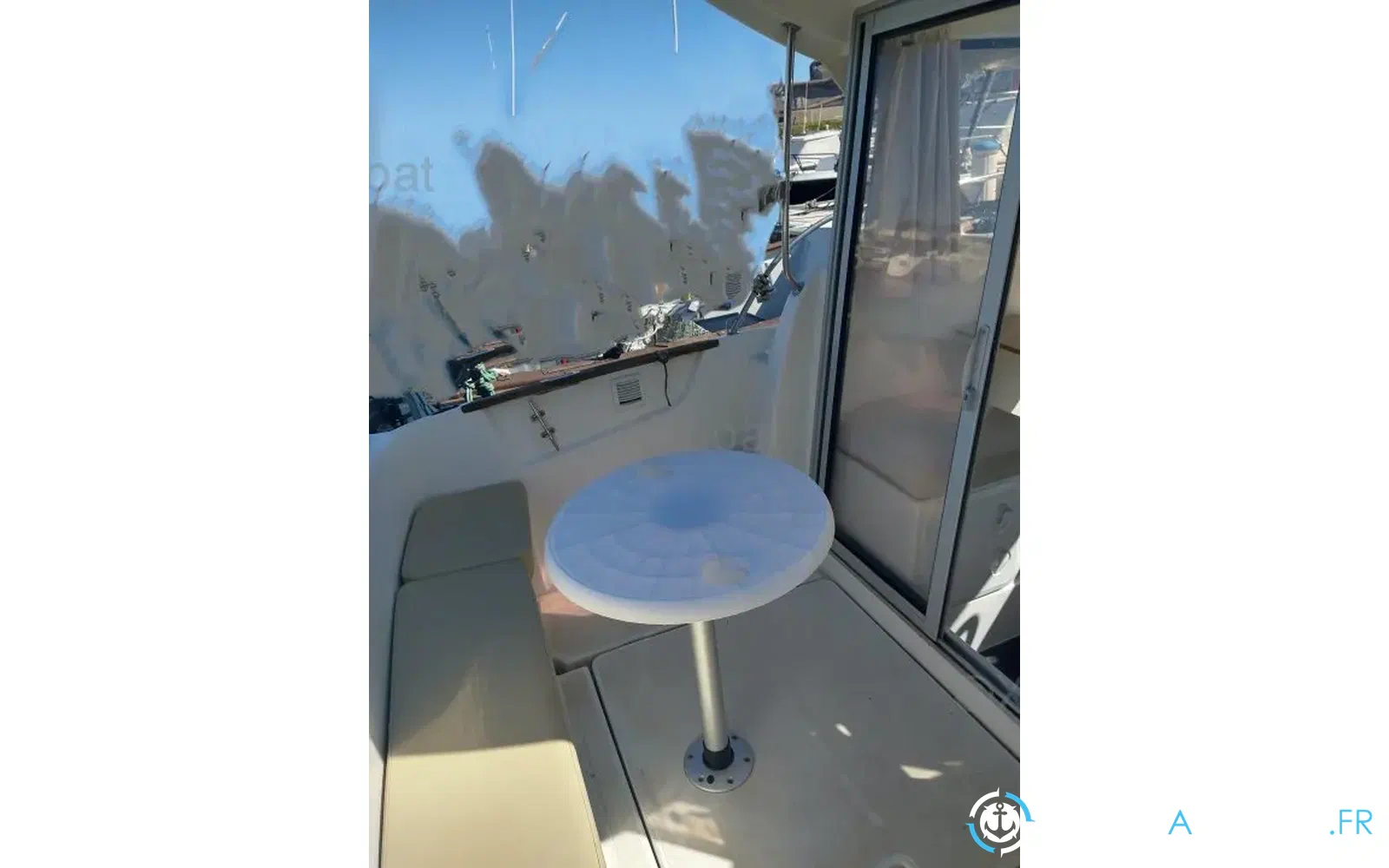 slider 3 Beneteau Antares 560