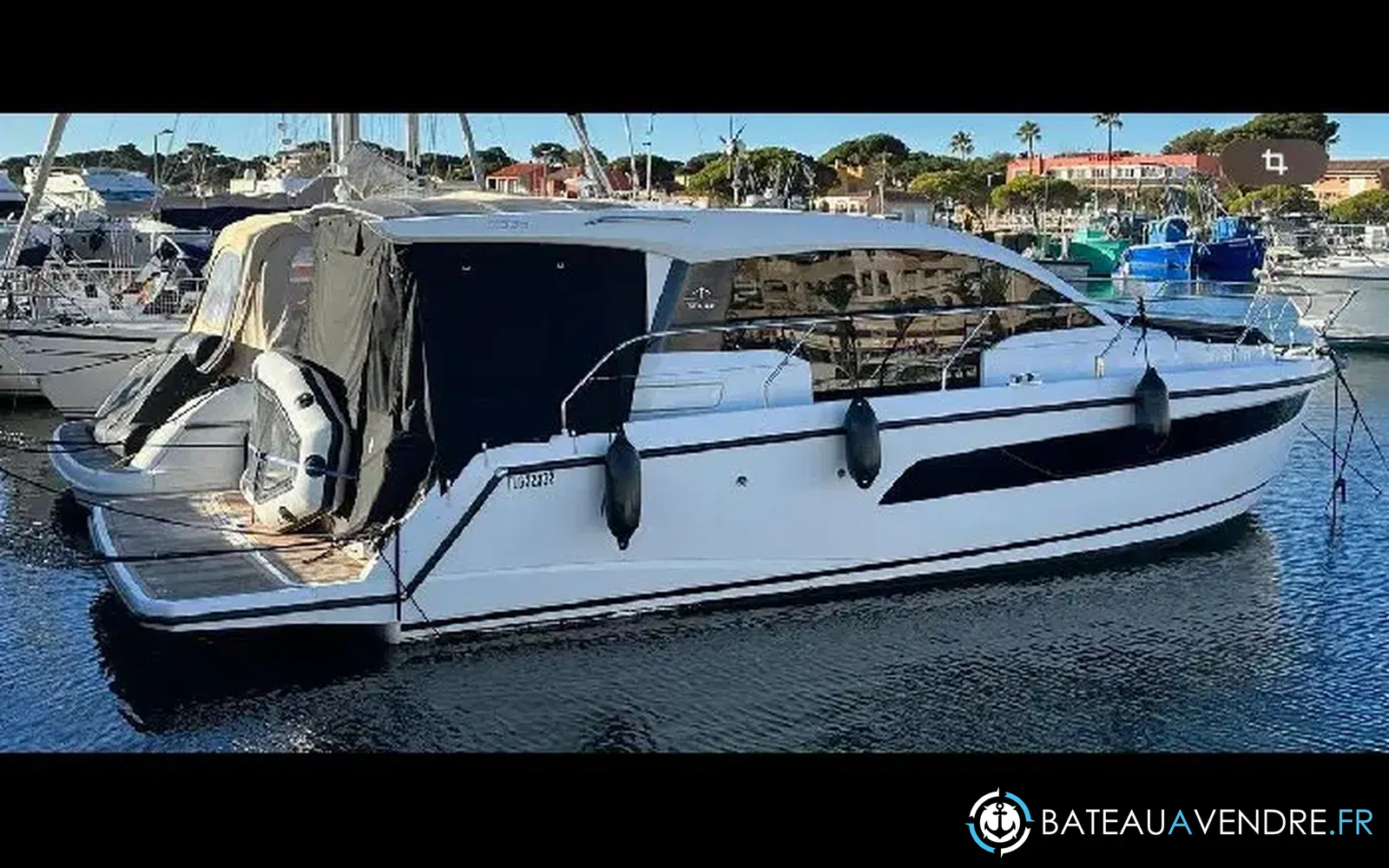 slider 2 Sealine C335