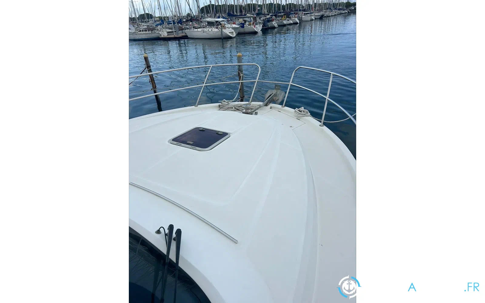 slider 15 Beneteau Antares 36