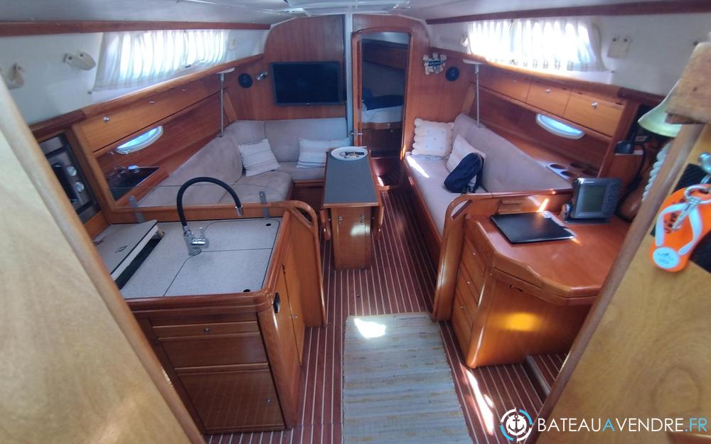 Bavaria 34 Cruiser interieur photo 5