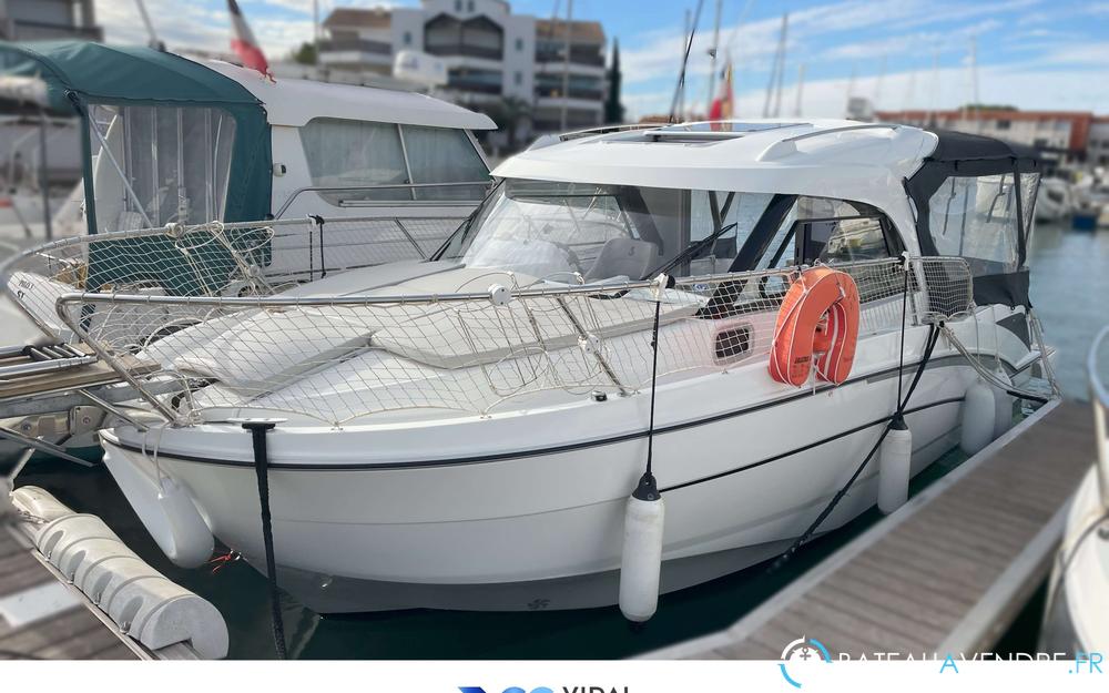 Beneteau Antares 8 OB photo de présentation