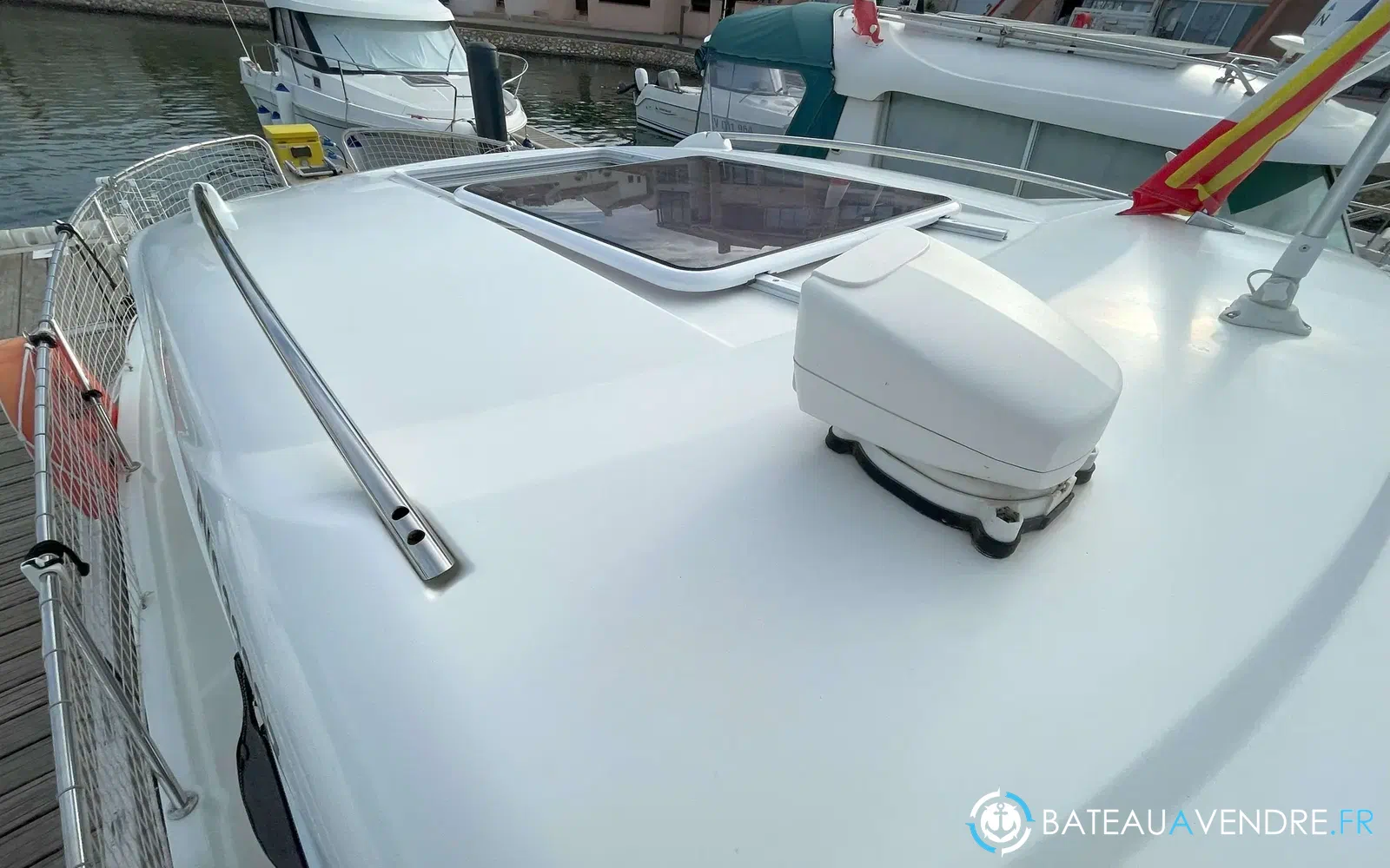 slider 17 Beneteau Antares 8 OB