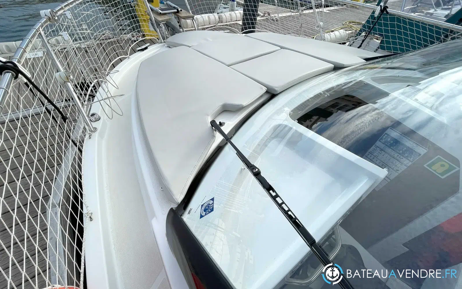 slider 3 Beneteau Antares 8 OB
