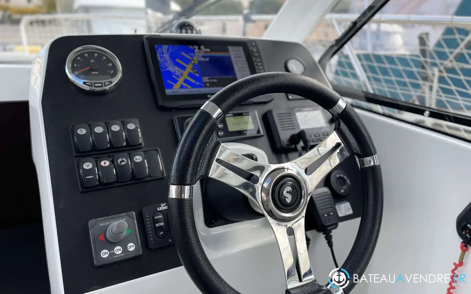 slider 6 Beneteau Antares 8 OB