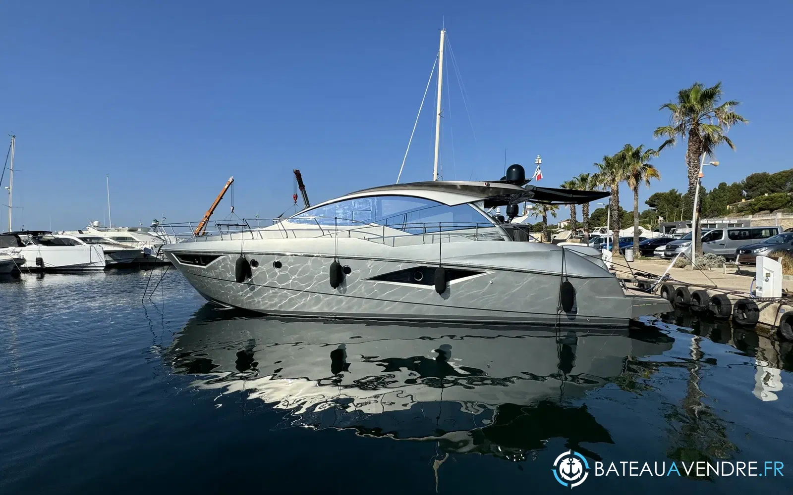 slider 0 Queens Yachts 50 HT