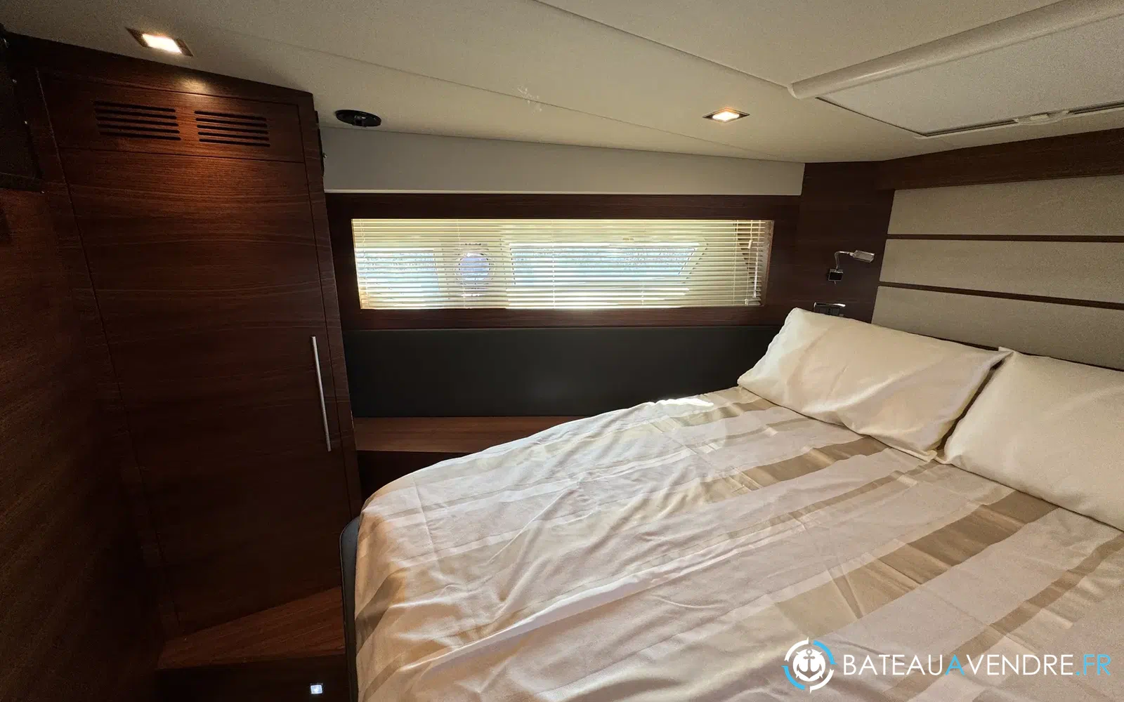 slider 18 Queens Yachts 50 HT
