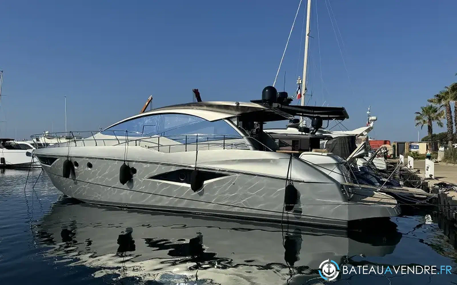 slider 1 Queens Yachts 50 HT
