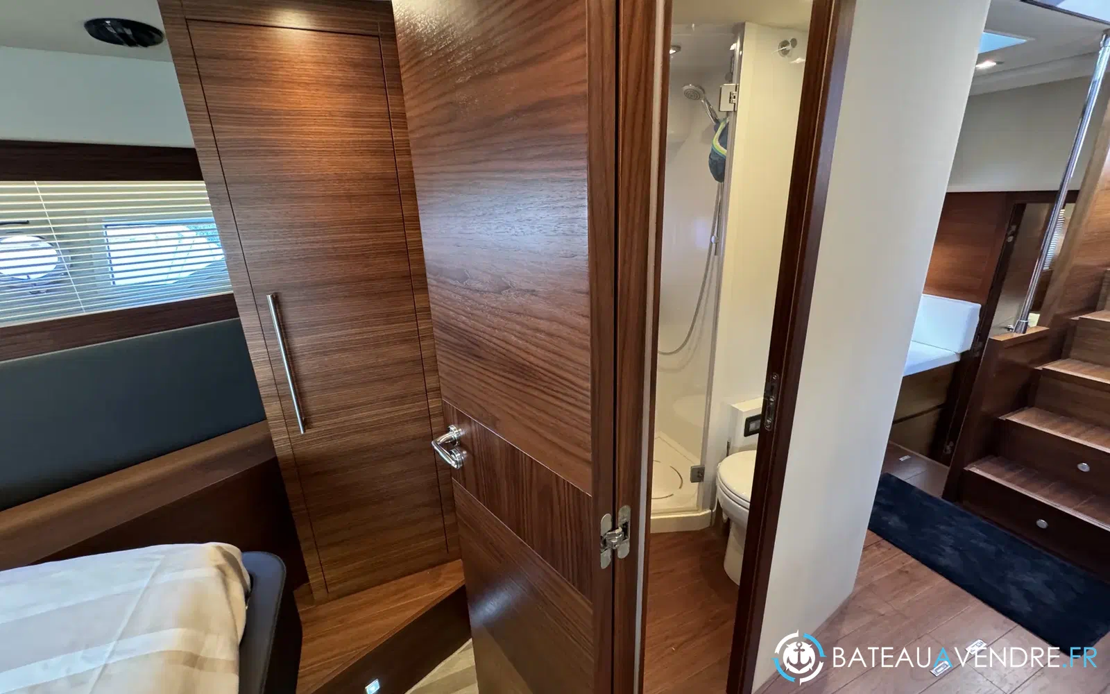 slider 20 Queens Yachts 50 HT