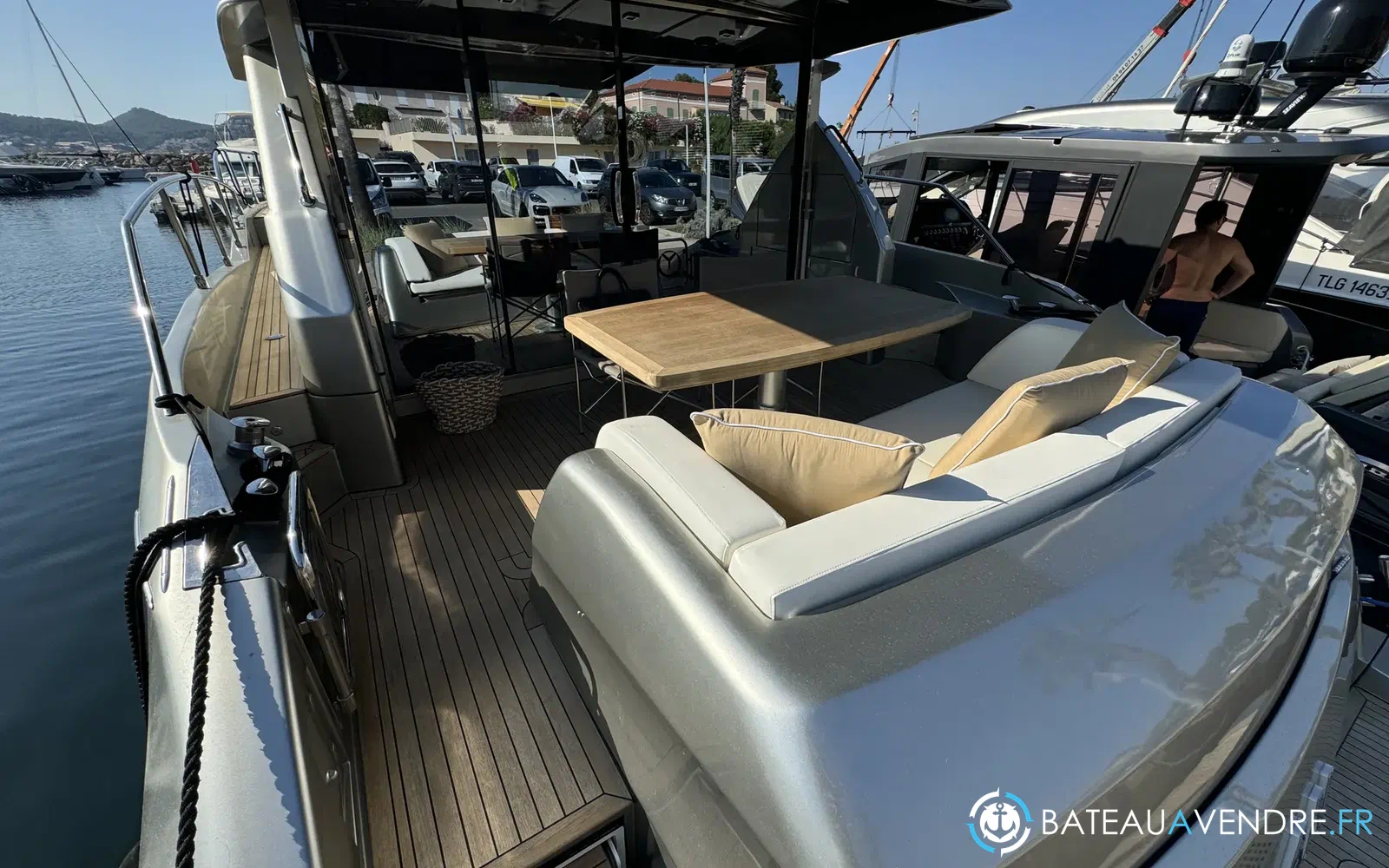 slider 2 Queens Yachts 50 HT