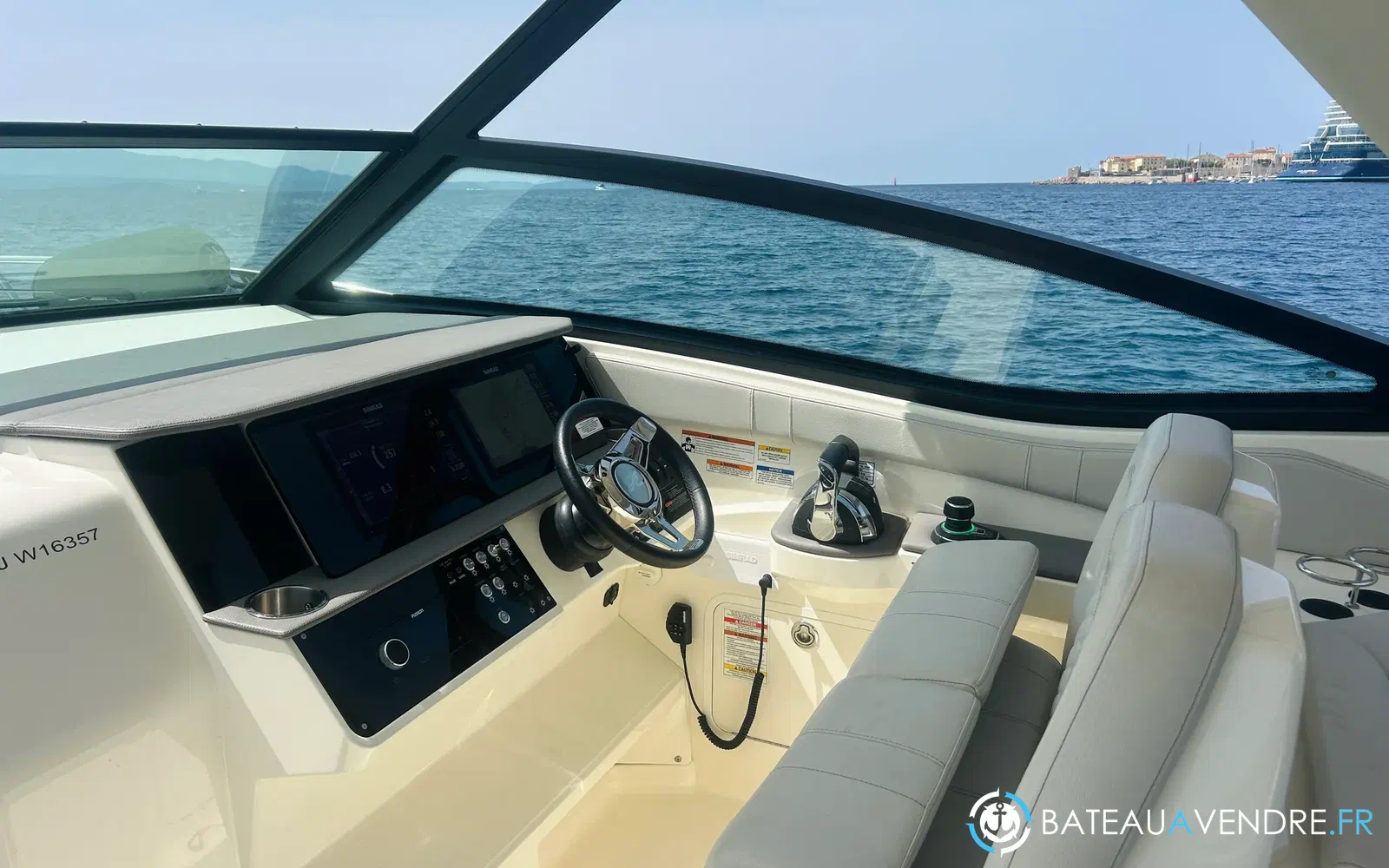 slider 8 Sea Ray 320 Sundancer