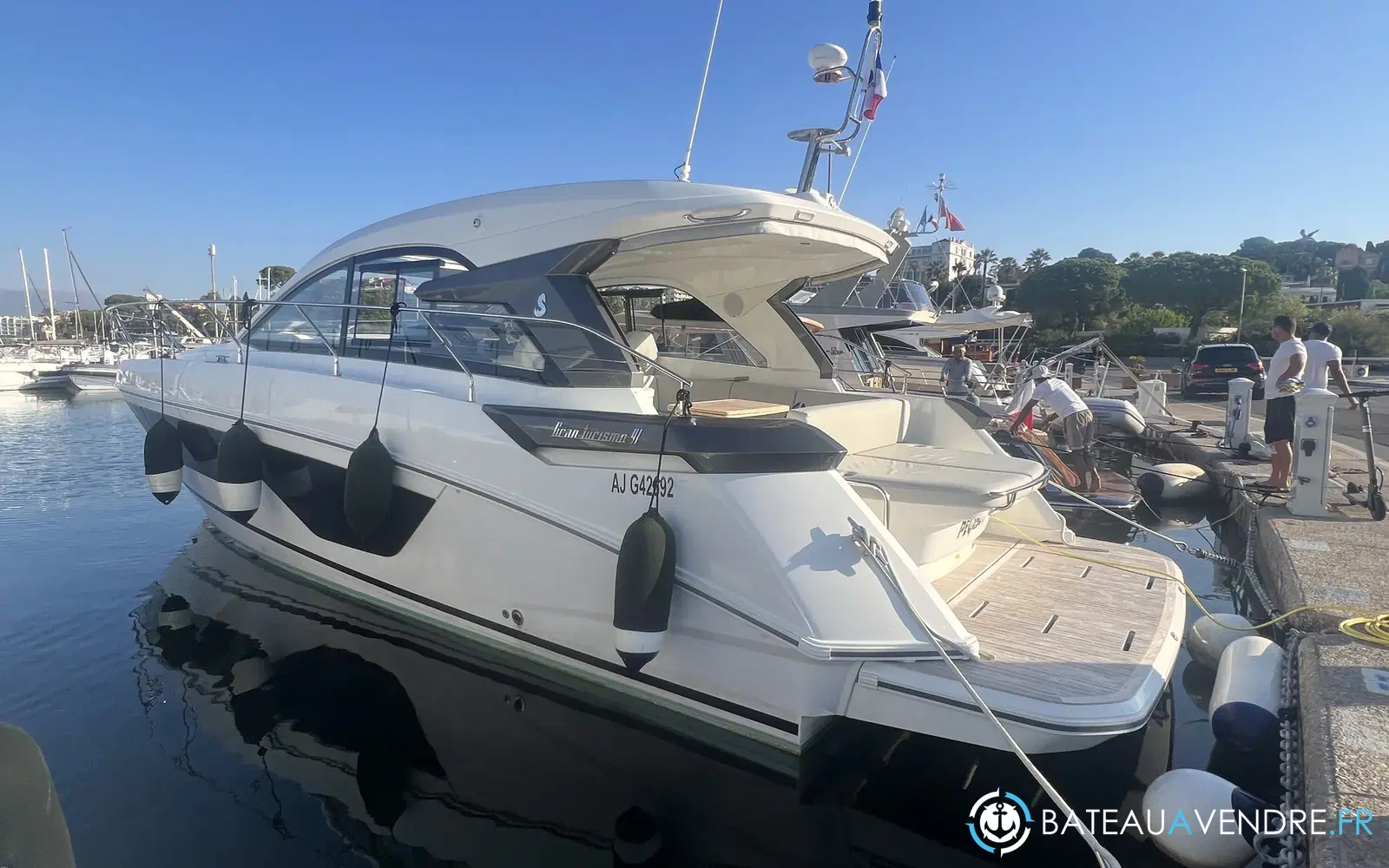 slider 0 Beneteau Gran Turismo 41