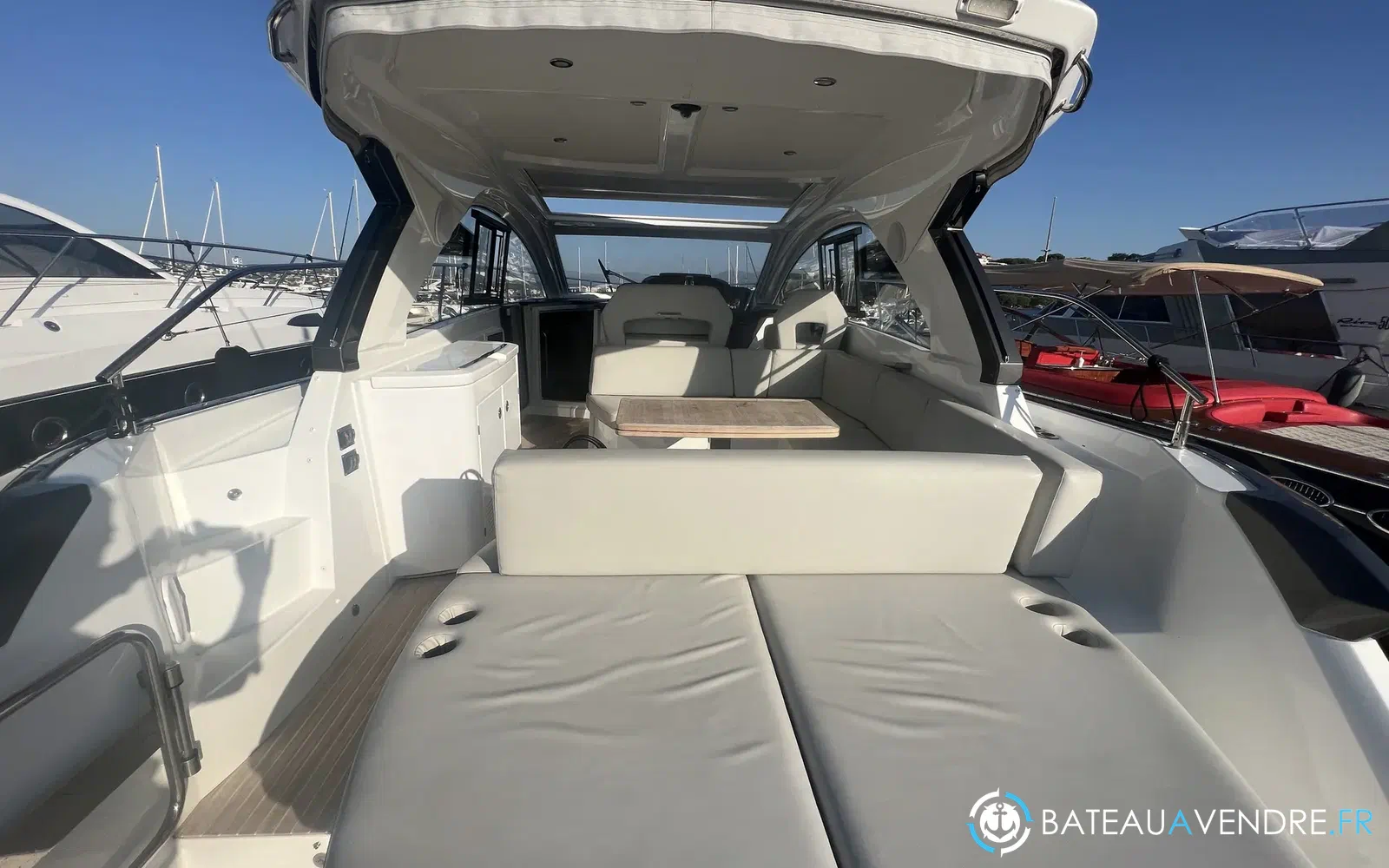 slider 2 Beneteau Gran Turismo 41