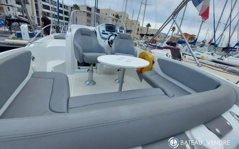 Beneteau Flyer 750 Sun Deck photo 4