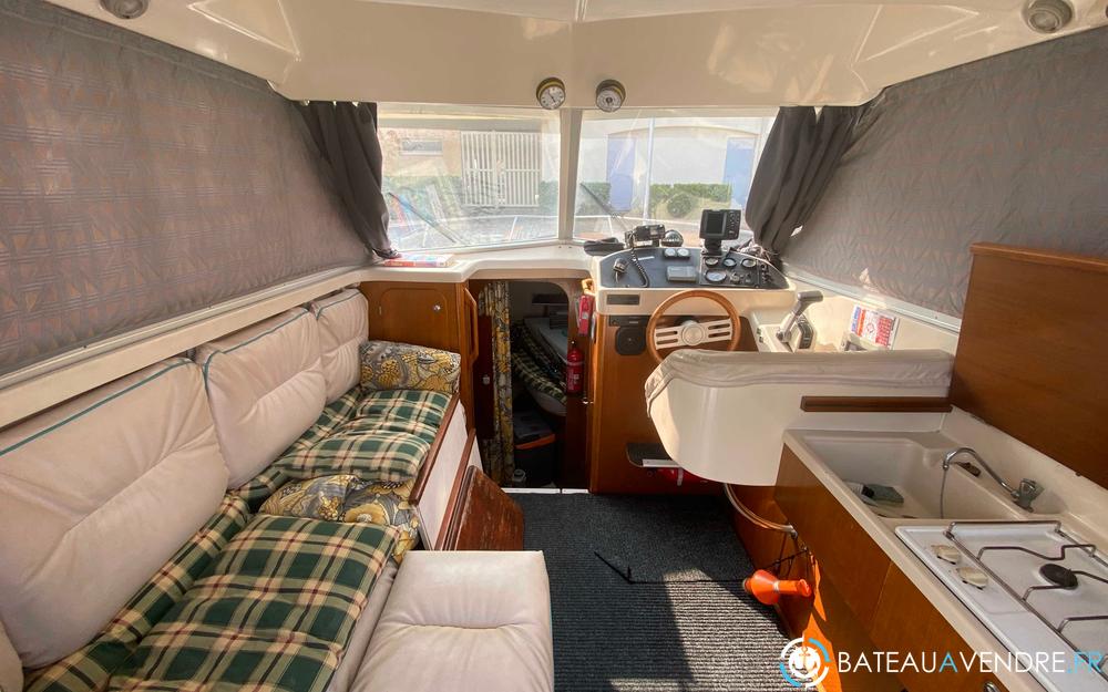 Beneteau Antares 805 photo 2