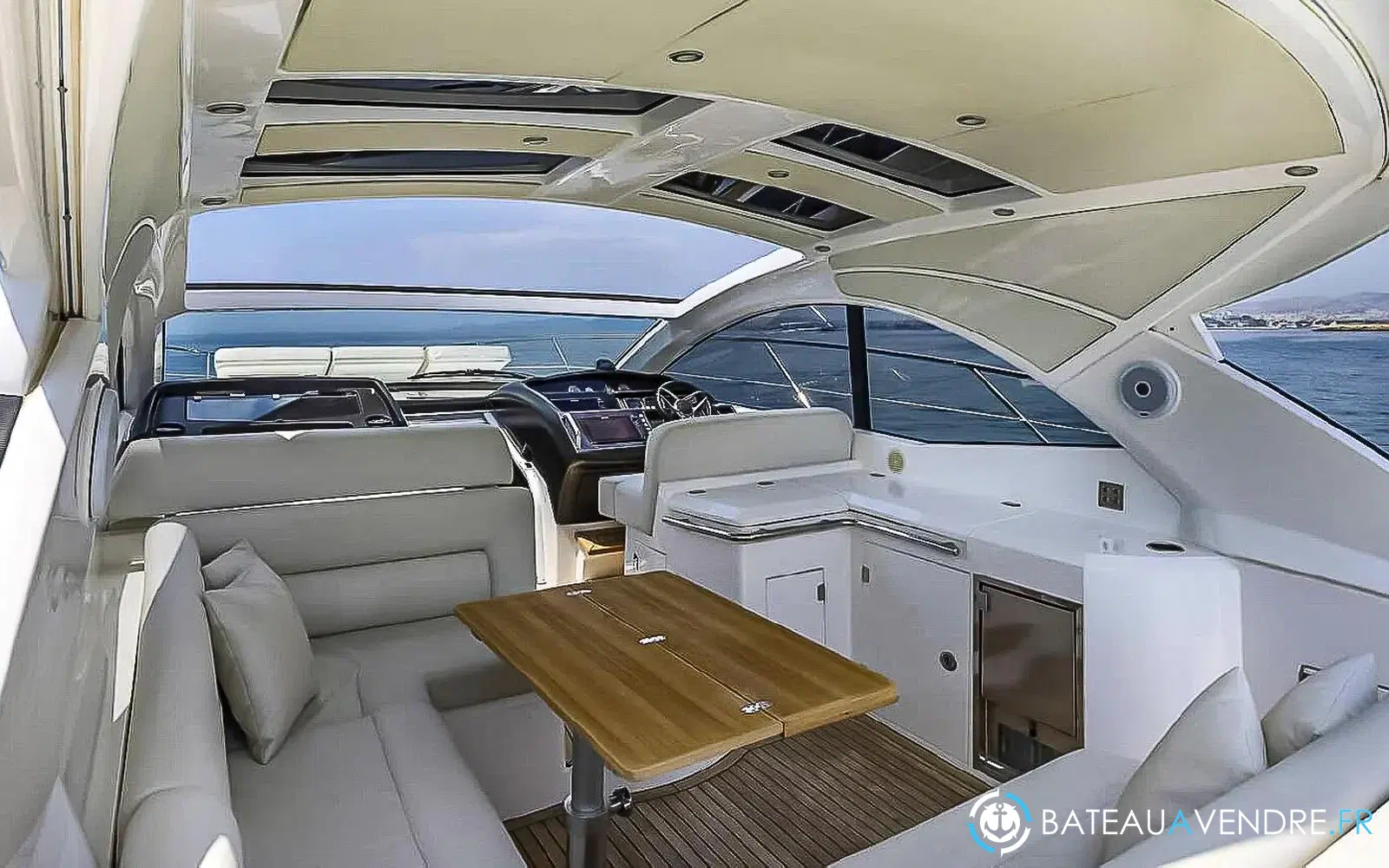 slider 3 Sunseeker San Remo