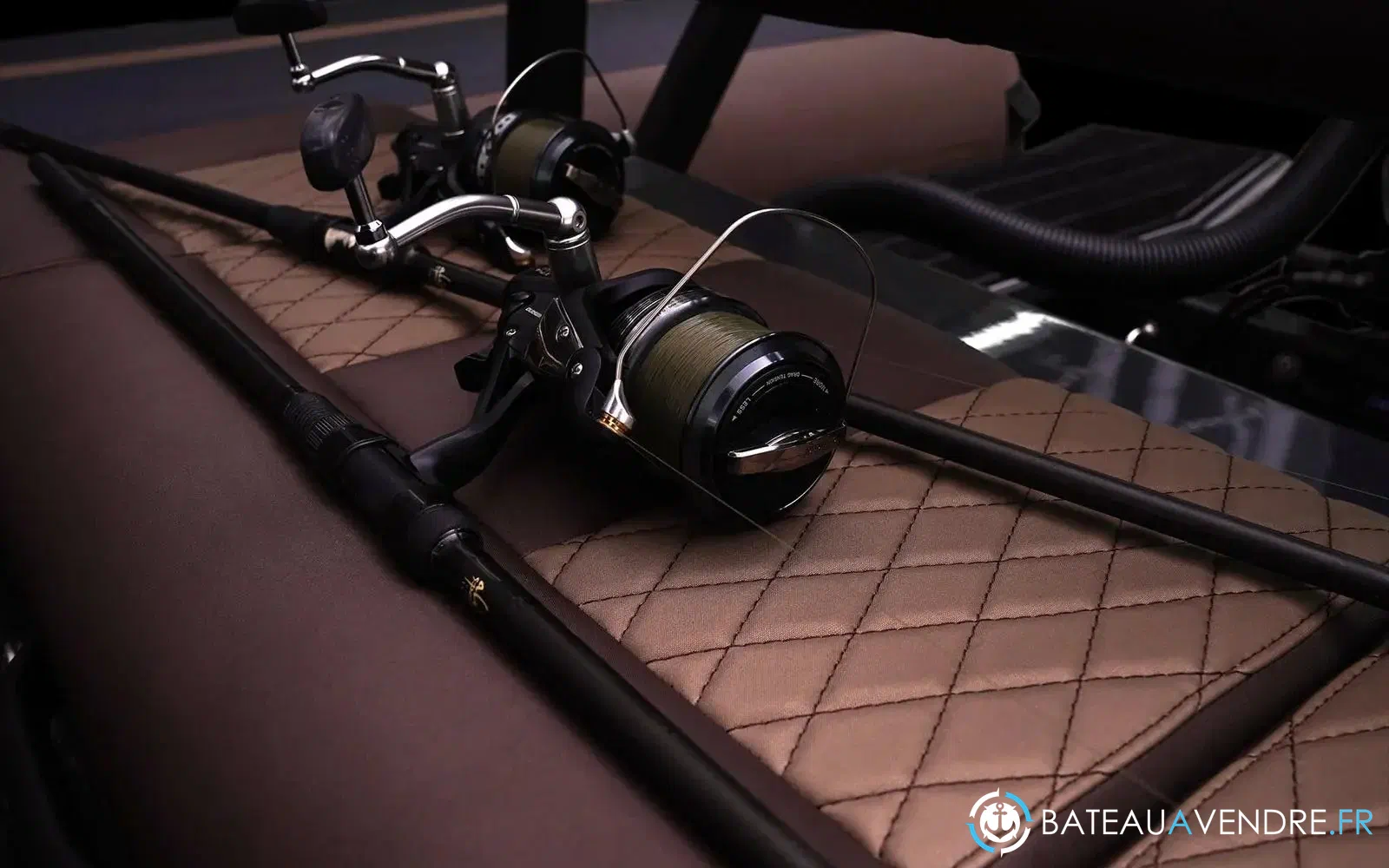 slider 9 Brig Navigator 26