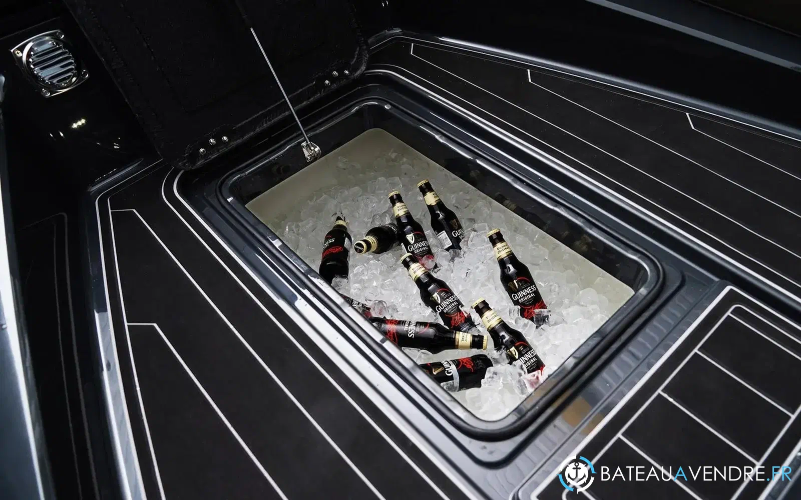 slider 12 Brig Navigator 26