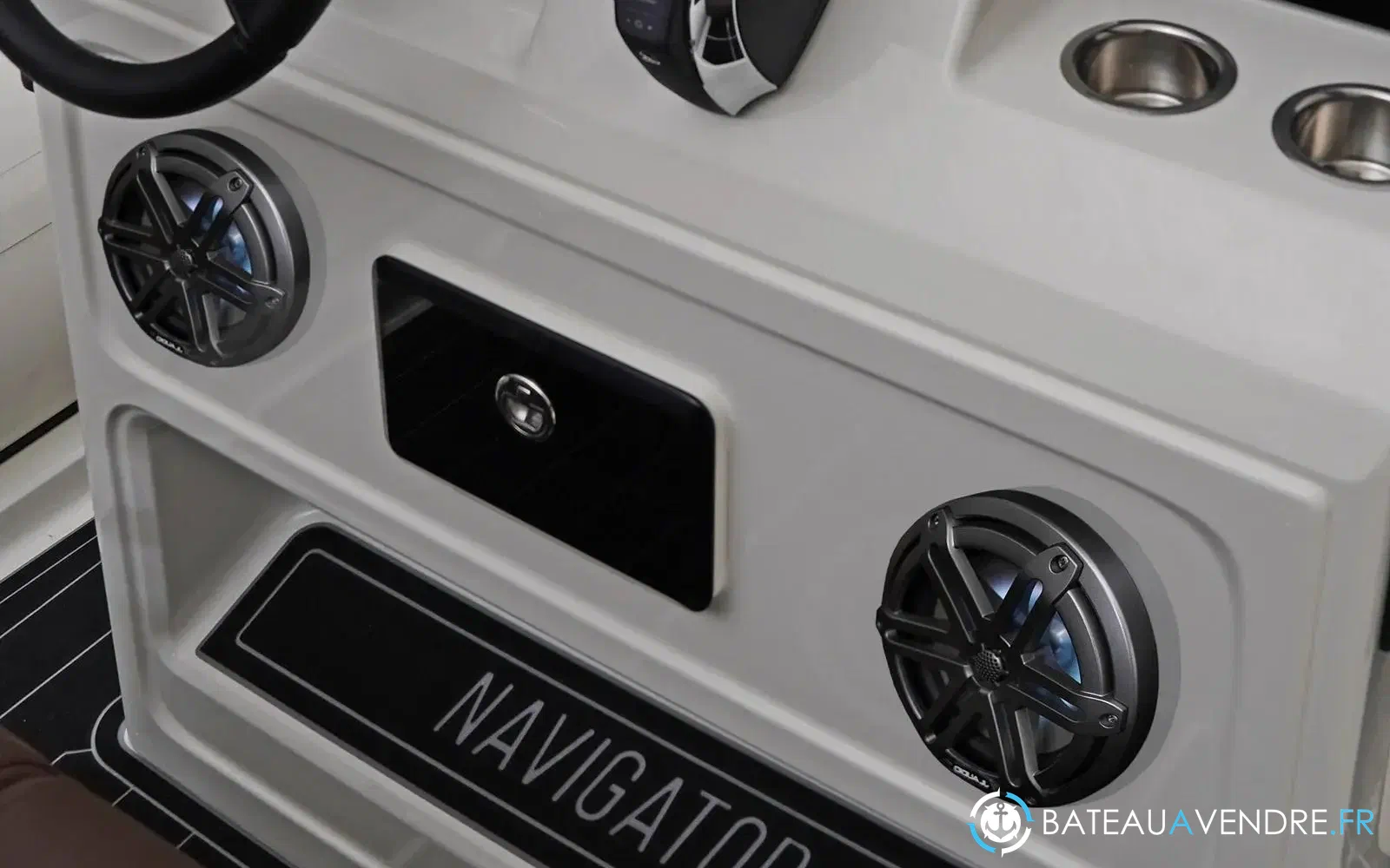 slider 13 Brig Navigator 24