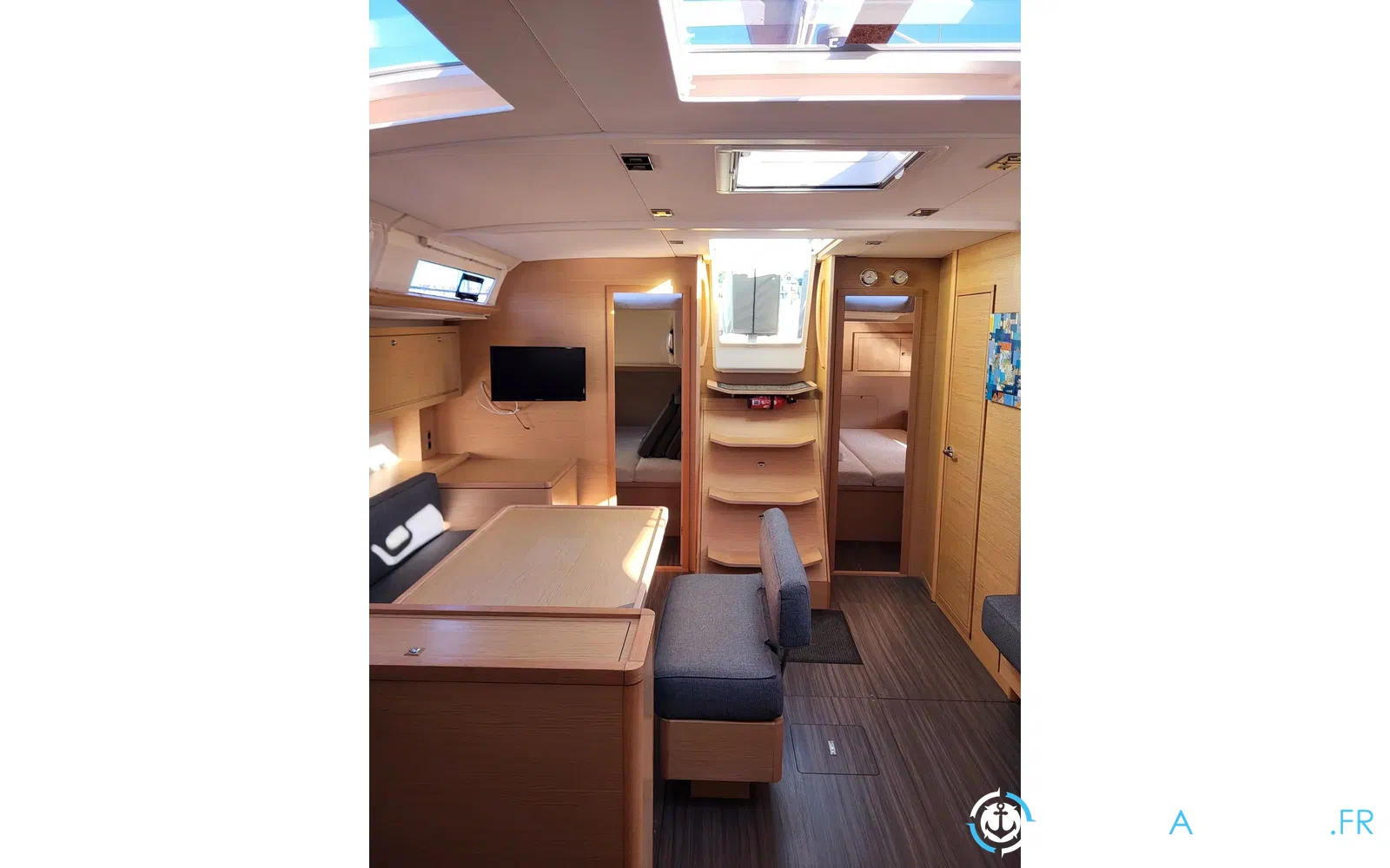 slider 28 Dufour 470