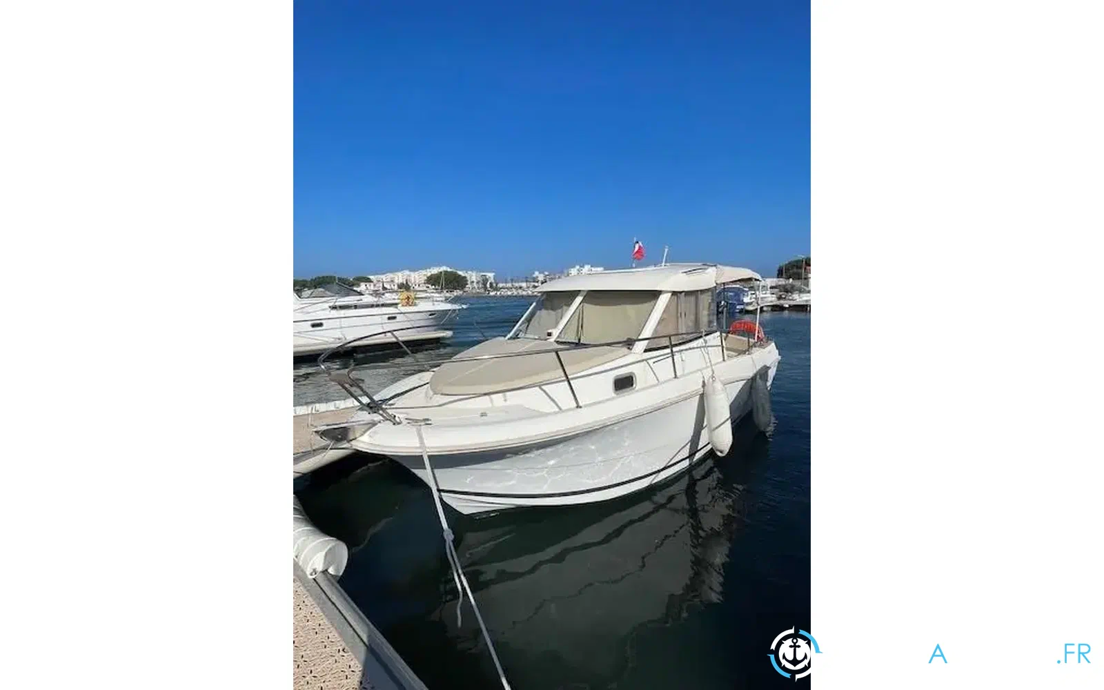 slider 1 Jeanneau Merry Fisher 725
