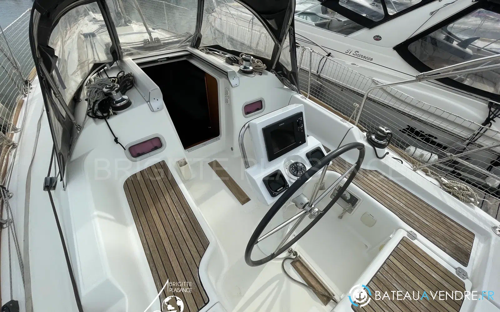 slider 4 Beneteau Oceanis 31 Limited Edition