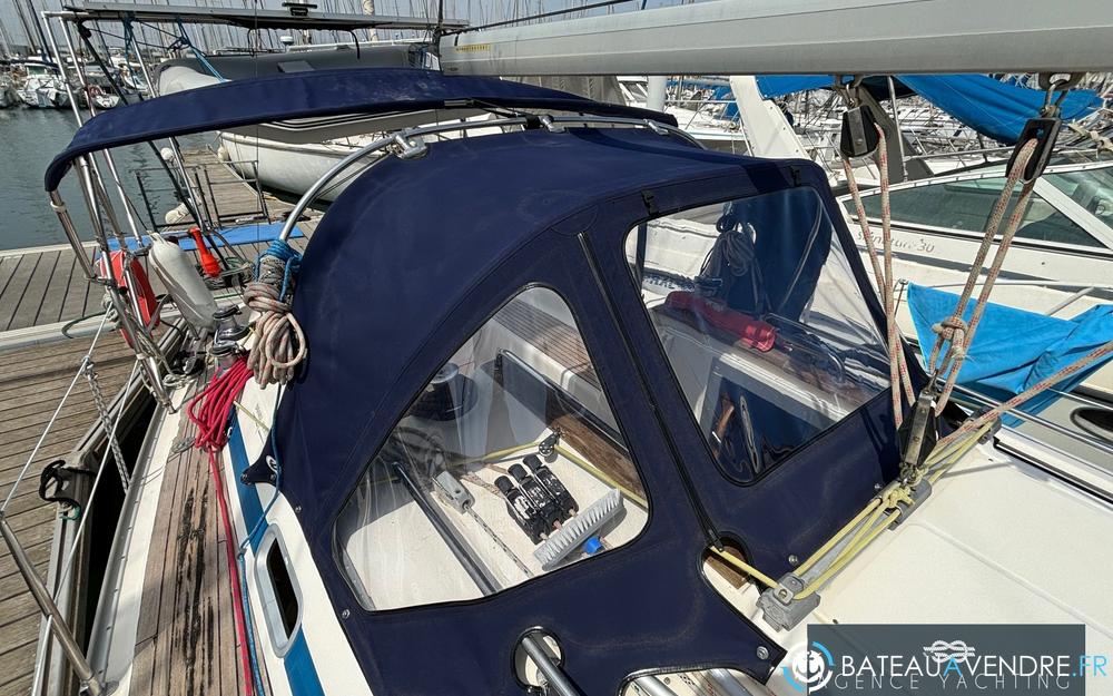 Bavaria 35 Cruiser photo 4