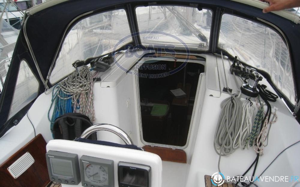 Beneteau Oceanis 323 Clipper photo 3