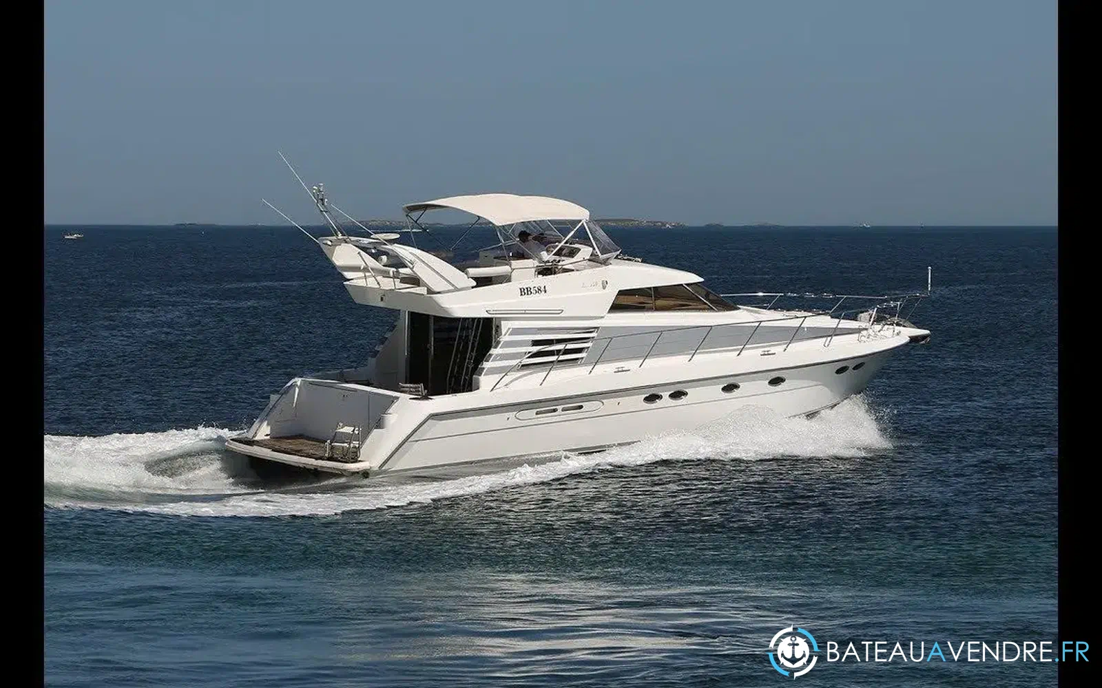 slider 0 Dyna Yacht 50