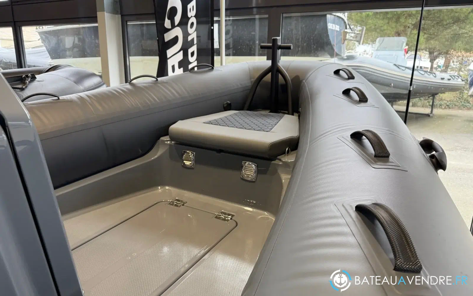 slider 6 Brig Navigator 22