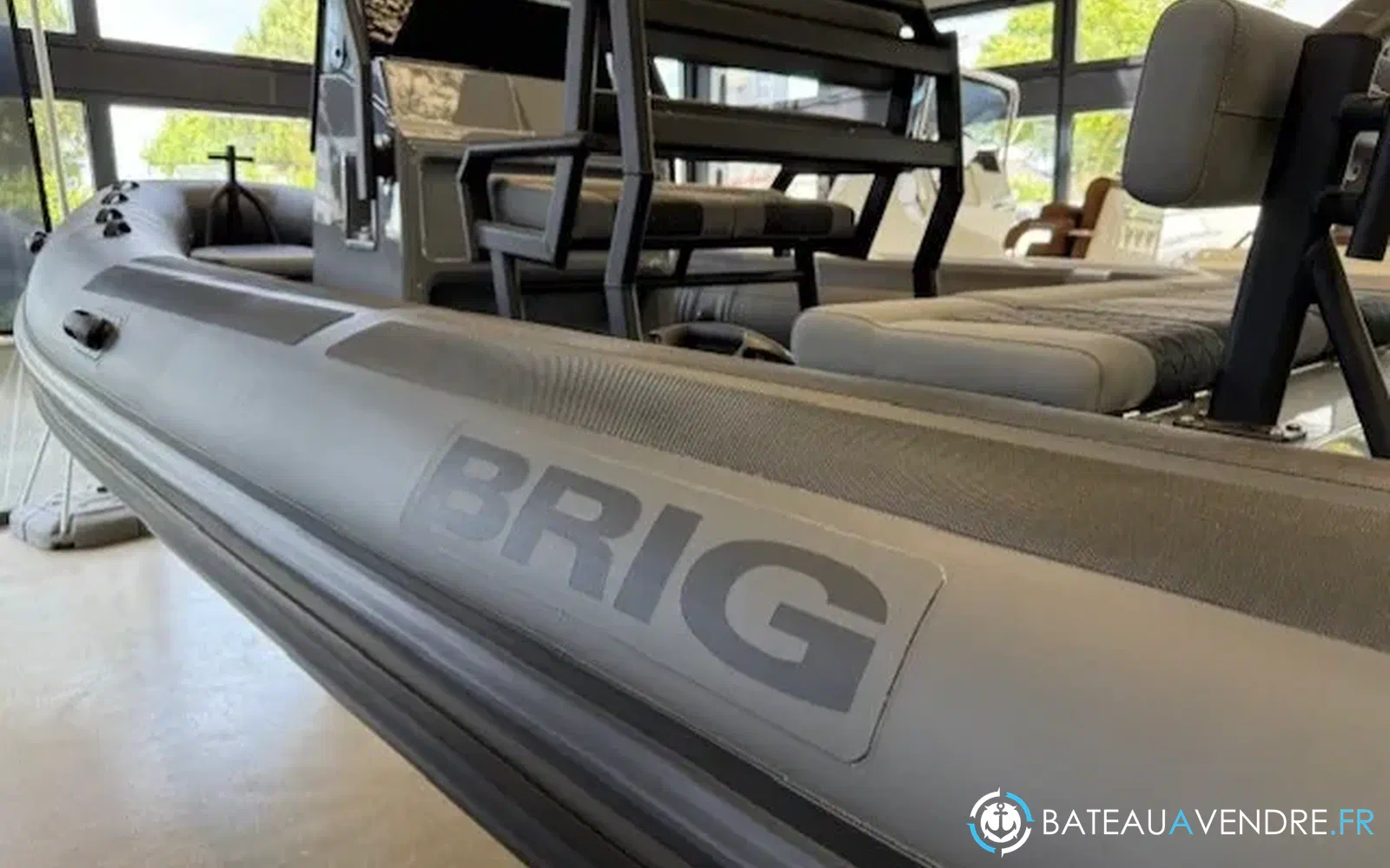 slider 15 Brig Navigator 22