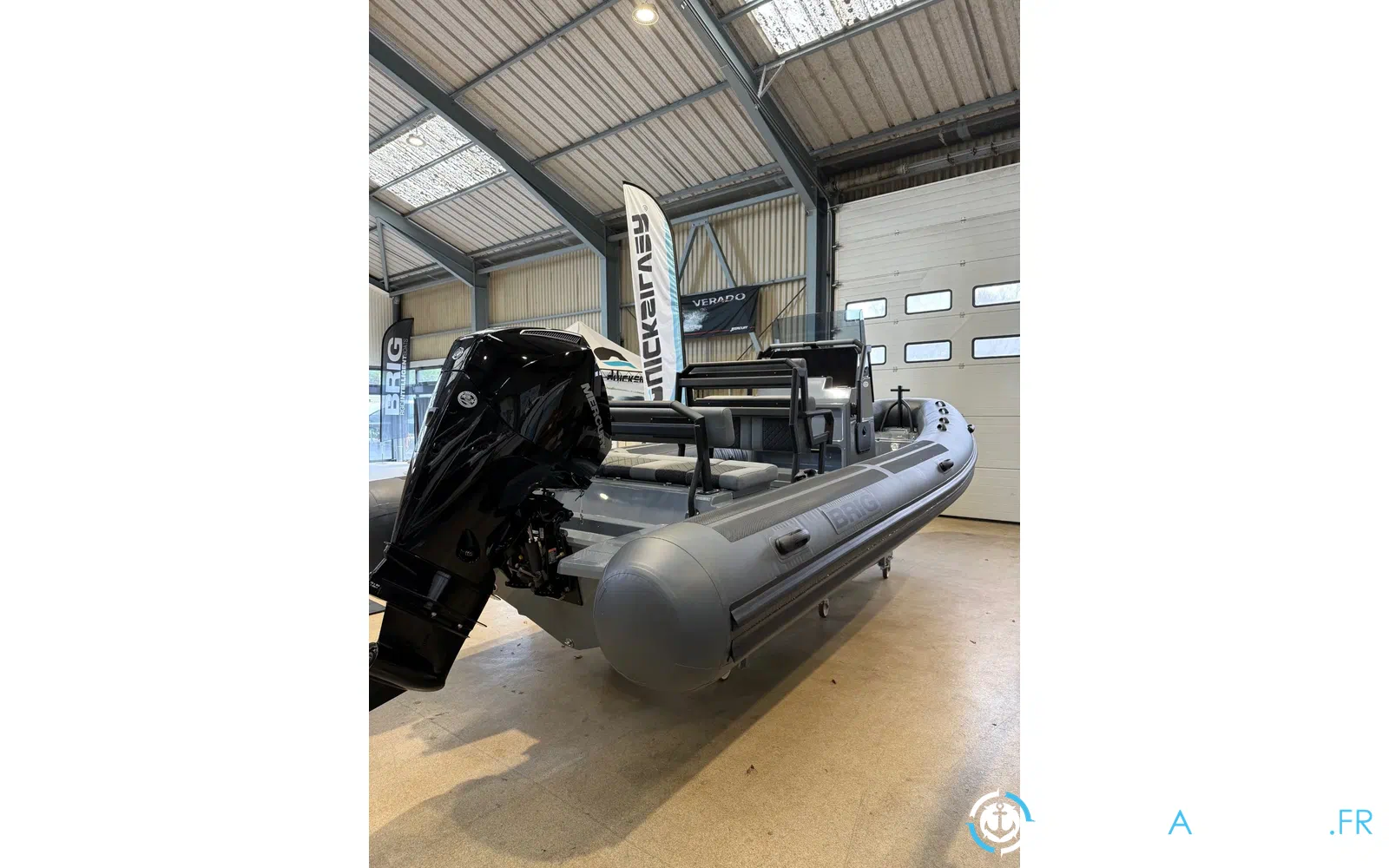 slider 4 Brig Navigator 22