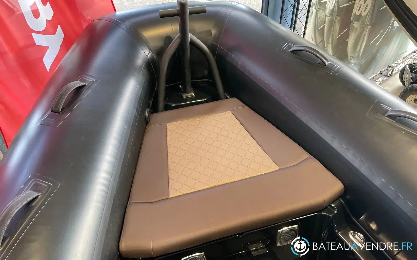 slider 10 Brig Navigator 24