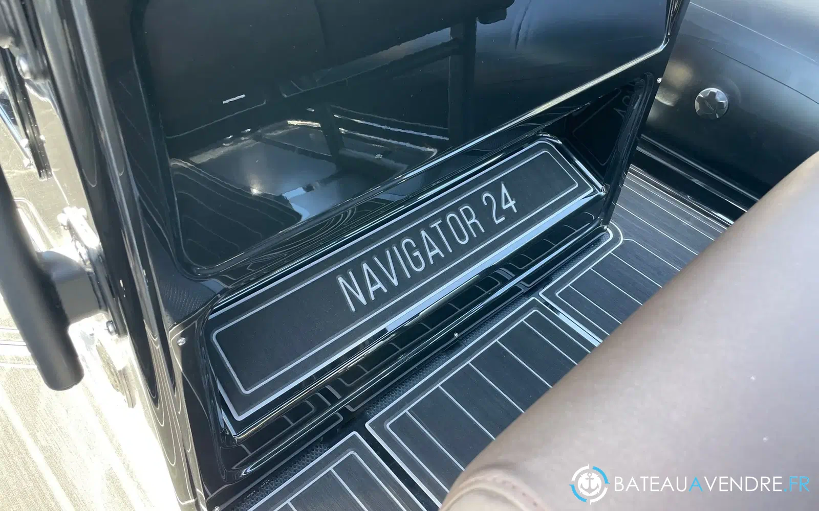 slider 8 Brig Navigator 24