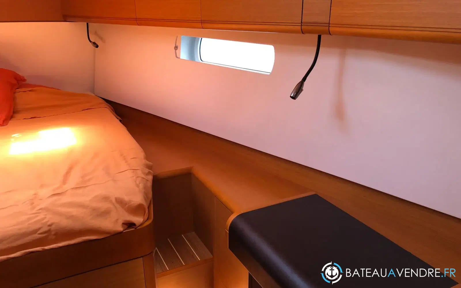 slider 16 Jeanneau Sun Odyssey 469
