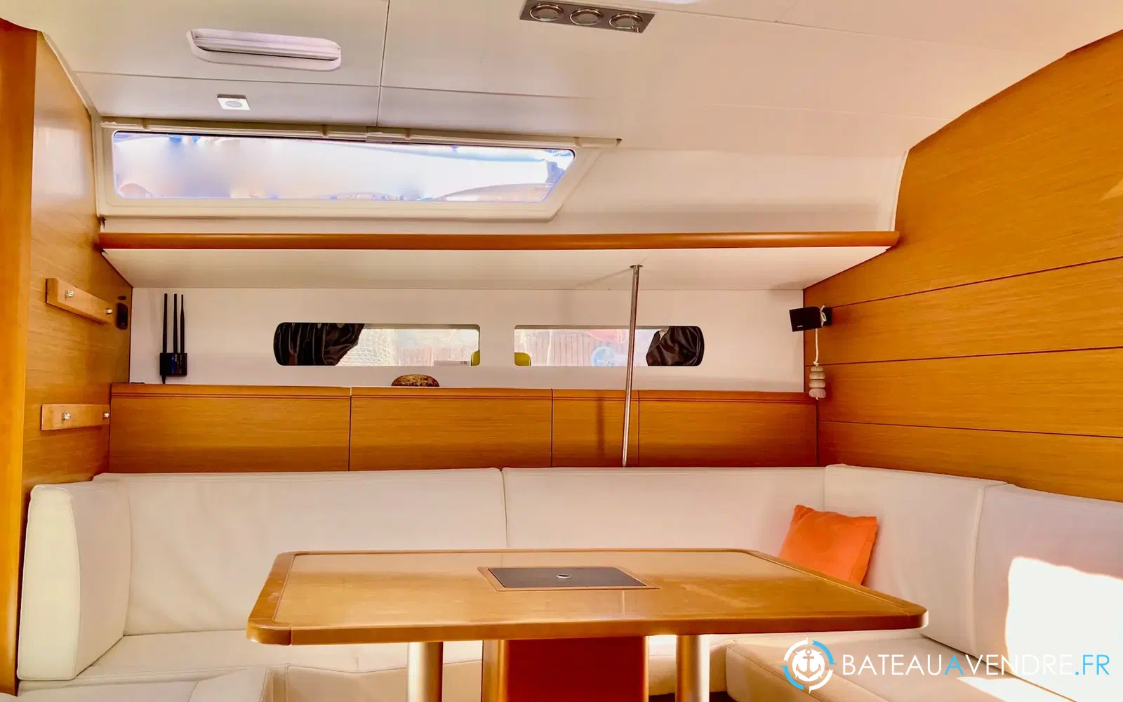 slider 3 Jeanneau Sun Odyssey 469