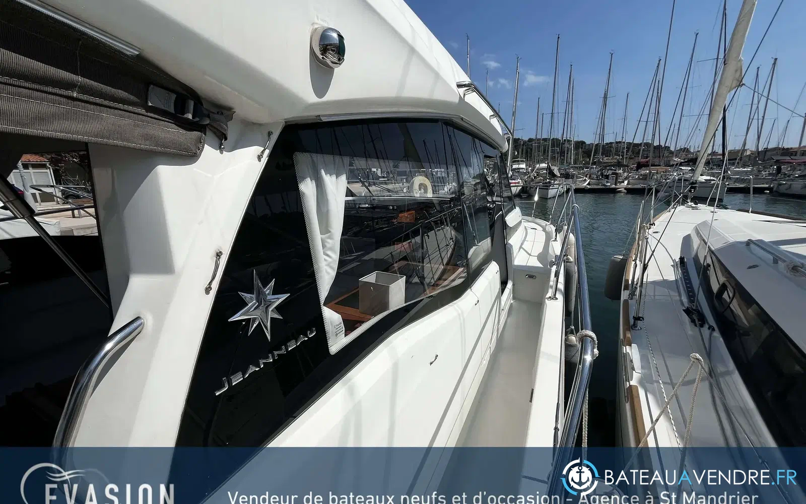slider 10 Jeanneau NC 37