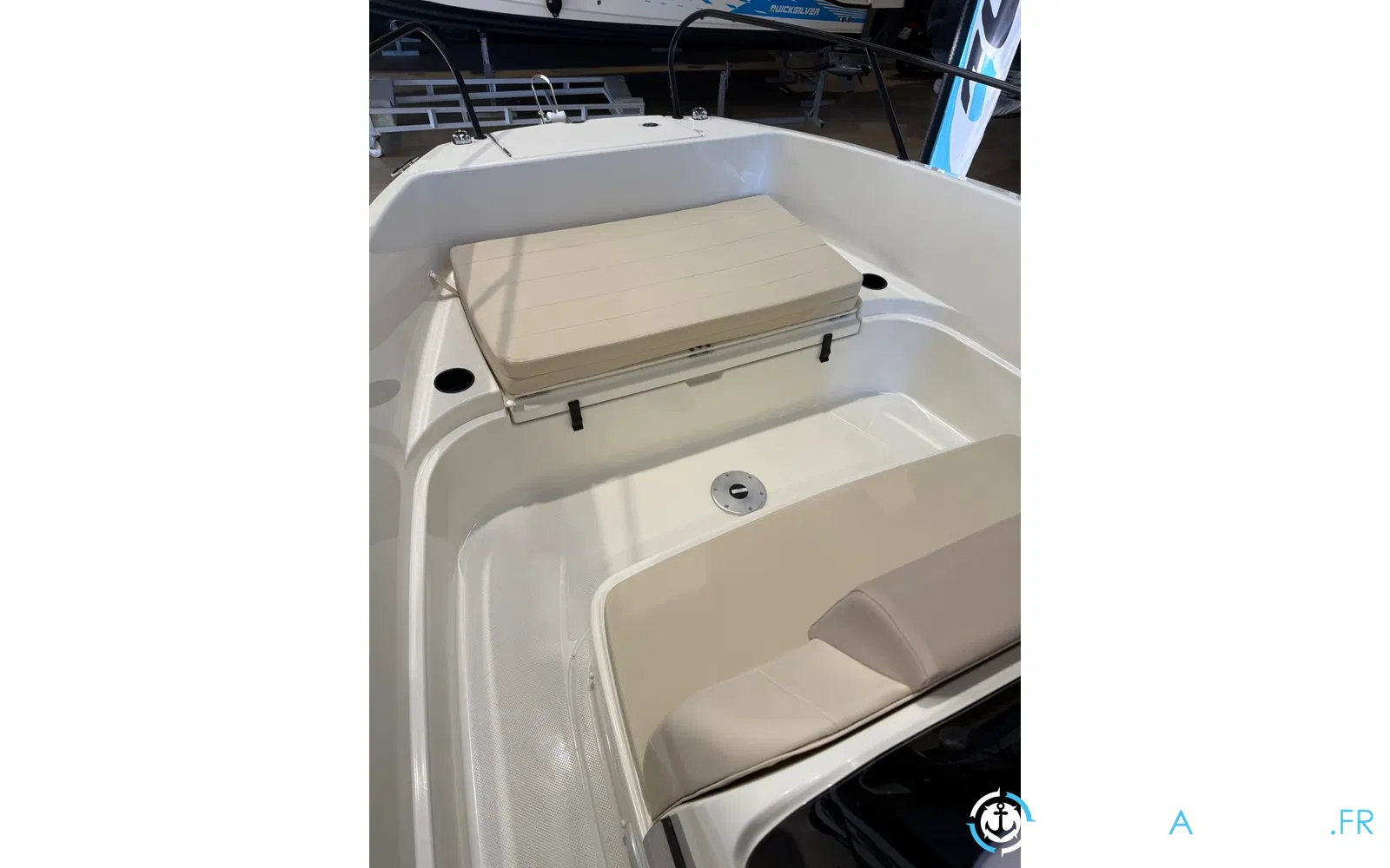 slider 12 Quicksilver Activ 705 open