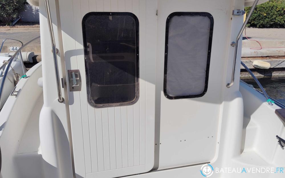 Quicksilver 640 Pilothouse photo 3