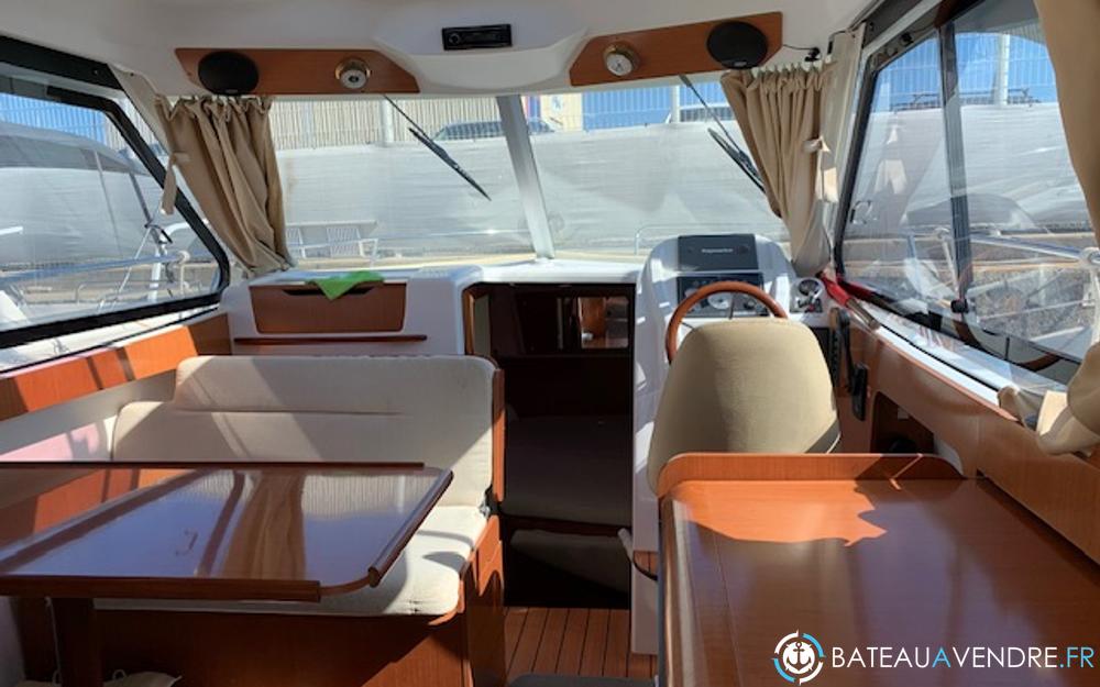 Beneteau Antares 8 photo 5