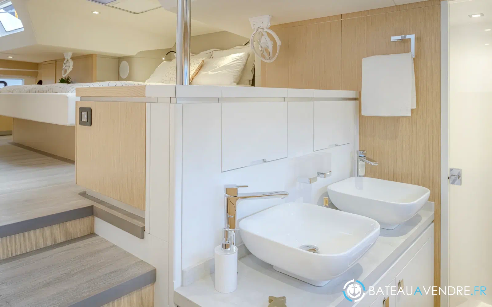 slider 8 Privilege Marine Signature 510