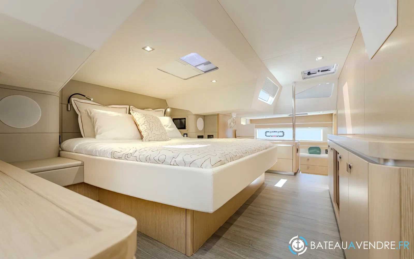 slider 10 Privilege Marine Signature 510