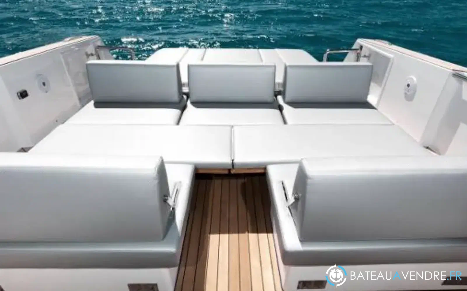 slider 2 Fjord 44 Open