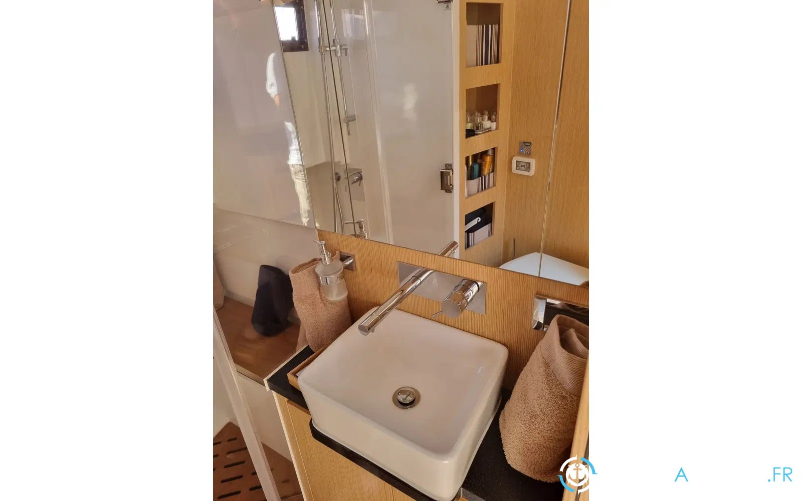 slider 5 Fjord 44 Open