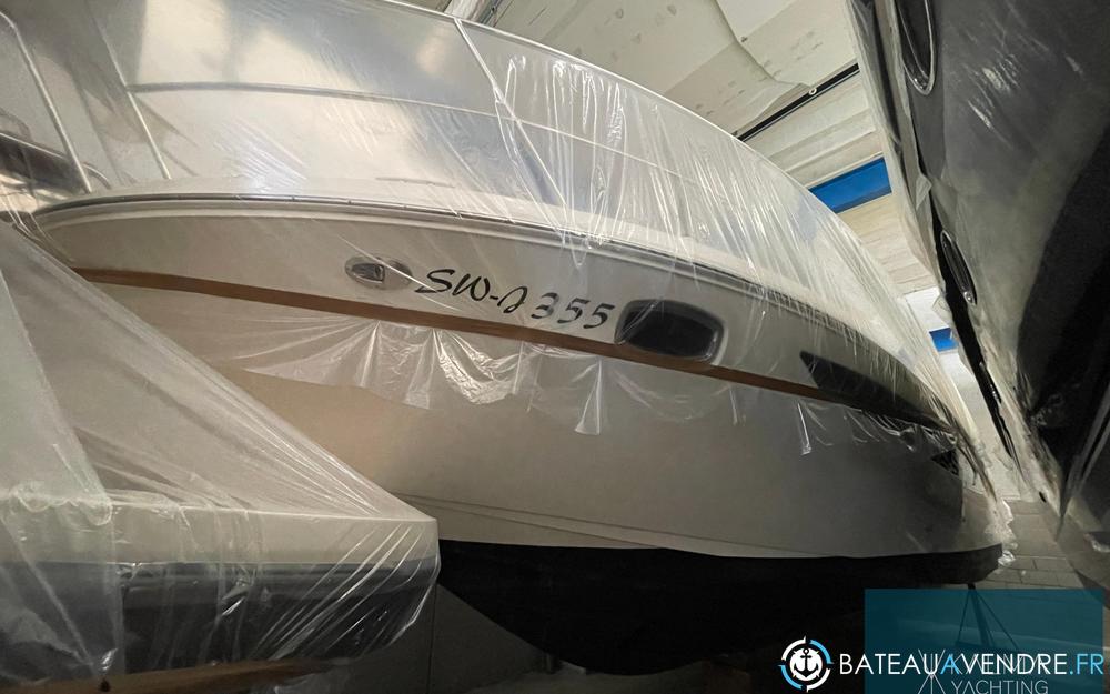 Sea Ray 355 Express Cruiser photo 4