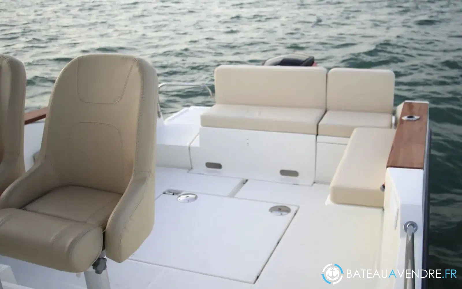 slider 5 Ocqueteau Ostrea 710 T-Top