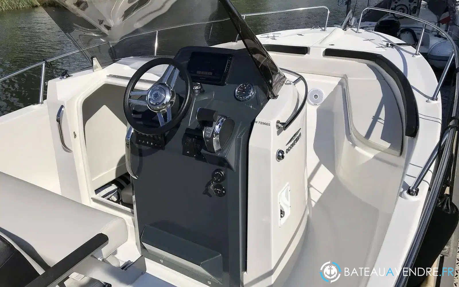 slider 7 Ocqueteau Abaco 710 Open